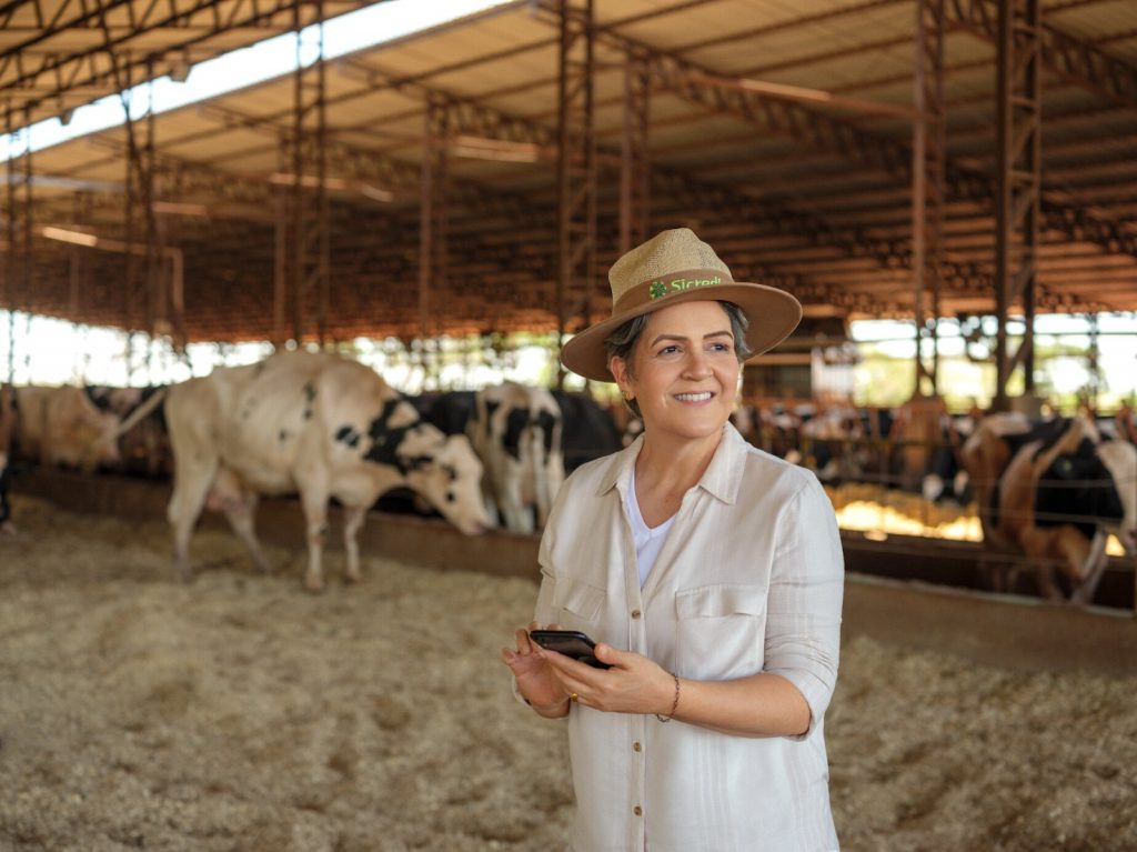 Solução digital oferecida pelo Sicredi completa um ano com a liberação de R$ 384 milhões aos produtores rurais